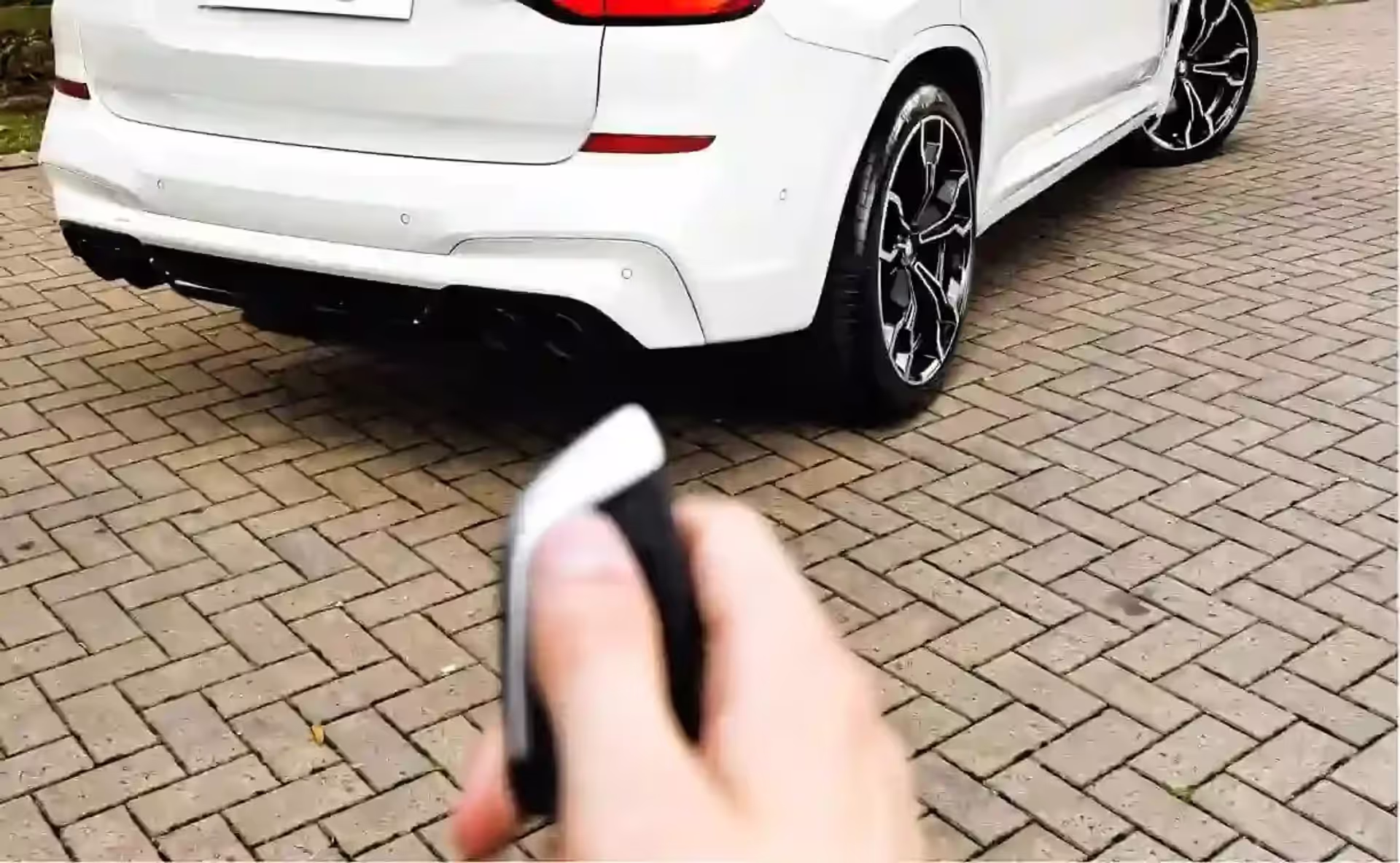 Car Financing Traps to Avoid: 10 Hidden Pitfalls That Can Cost You Thousands