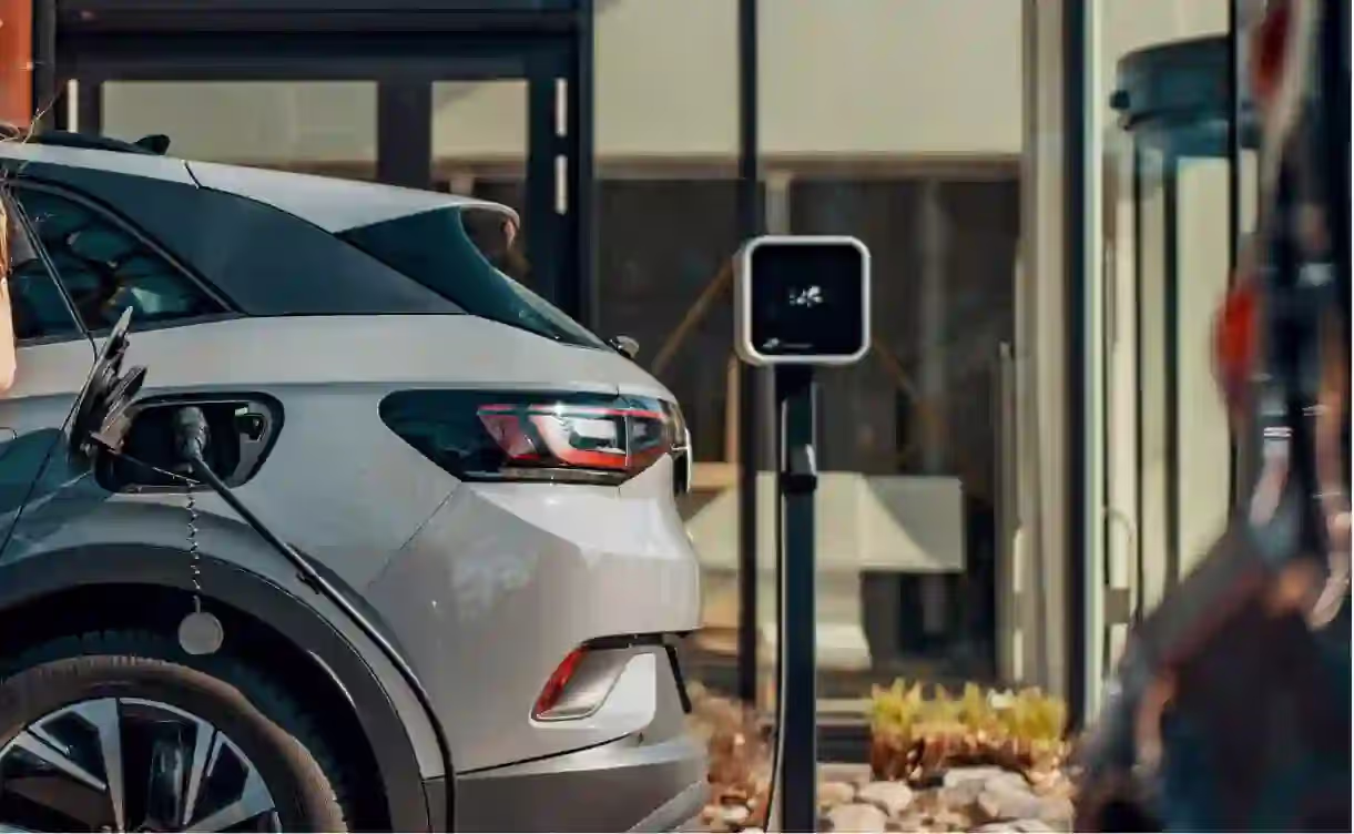 The Challenges Facing Solar-Powered Cars